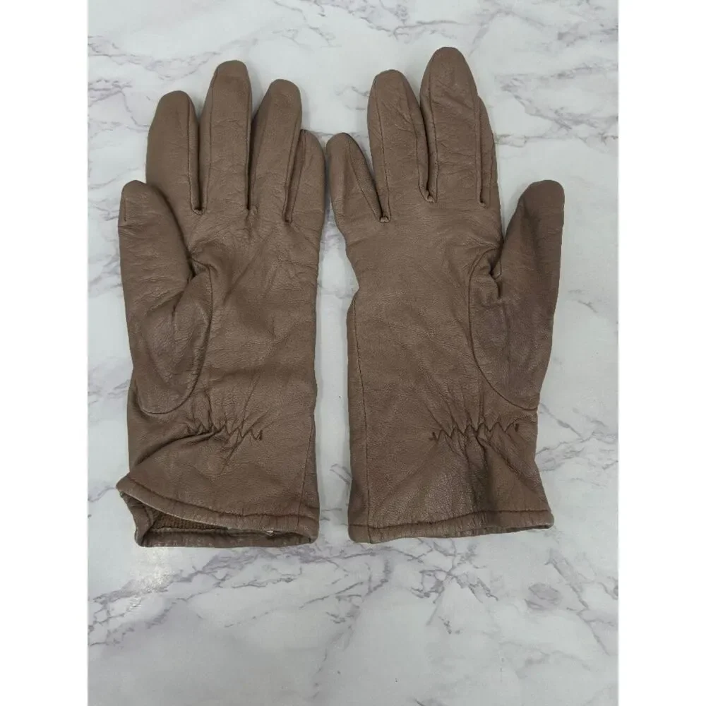 Fownes Classic Women's Leather Driving Gloves in Taupe